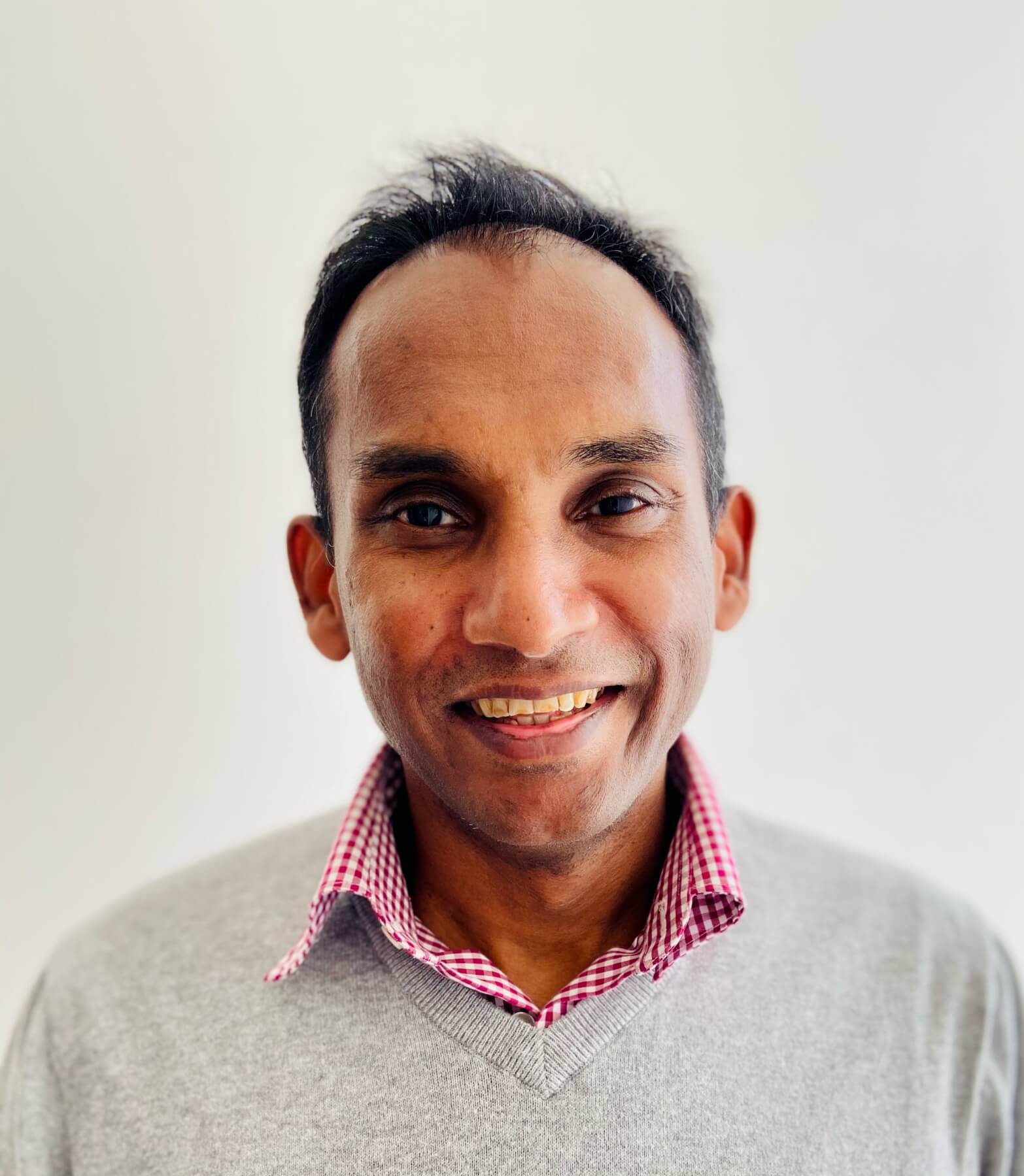 profile-pic-scaled-optimised Mr Ravi De Silva